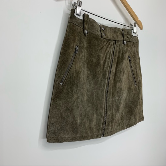 BLANK NYC Warm Gray Suede Leather Moto Style Mini Skirt Zip Up New Size 28 - Picture 3 of 16